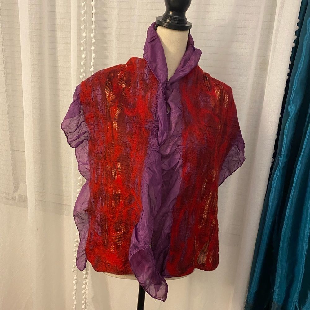 Pomegranate moon scarf, handmade in Nepal 🇳🇵